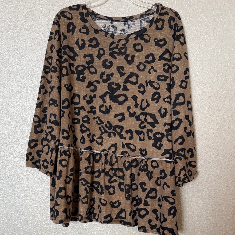 Leopard Print Women's Top Size 3X